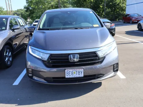 Photos of 2024 Honda Odyssey EX-L for sale in Kansas City, MO at Jay Wolfe Honda