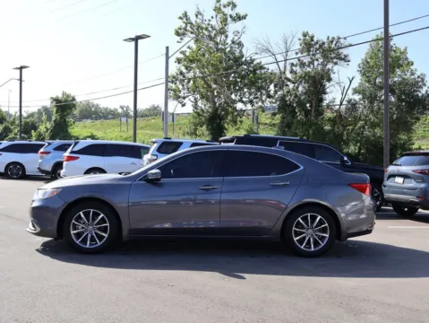More photos of 2020 Acura TLX 2.4L at Jay Wolfe Honda, MO
