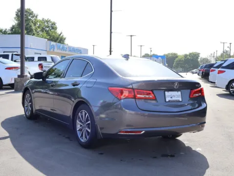 More photos of 2020 Acura TLX 2.4L at Jay Wolfe Honda, MO
