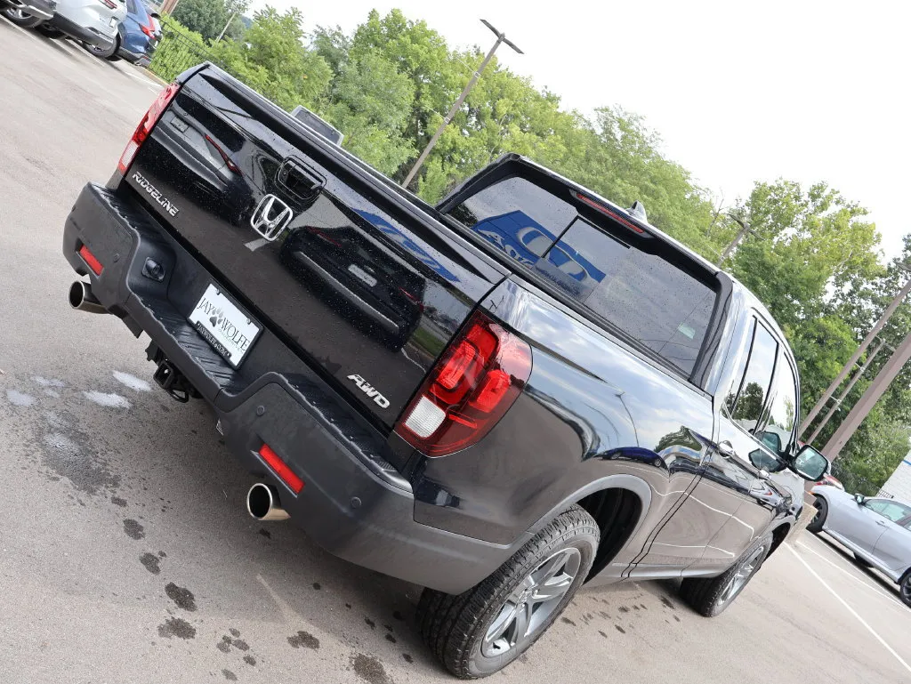 Honda Ridgeline photo 7