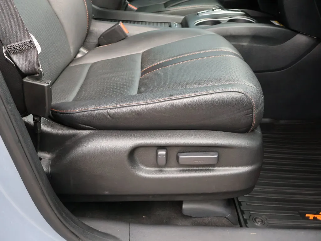 Honda Passport photo 10
