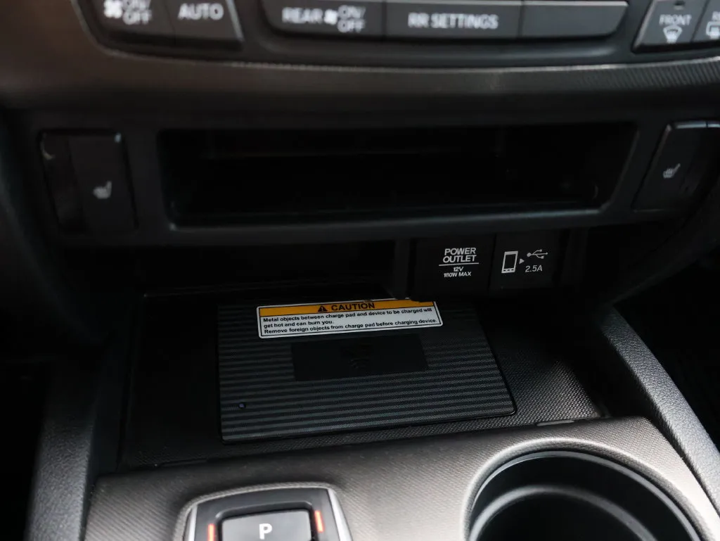 Honda Passport photo 26