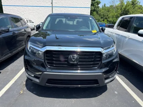 Photos of 2023 Honda Ridgeline RTL-E for sale in Kansas City, MO at Jay Wolfe Honda