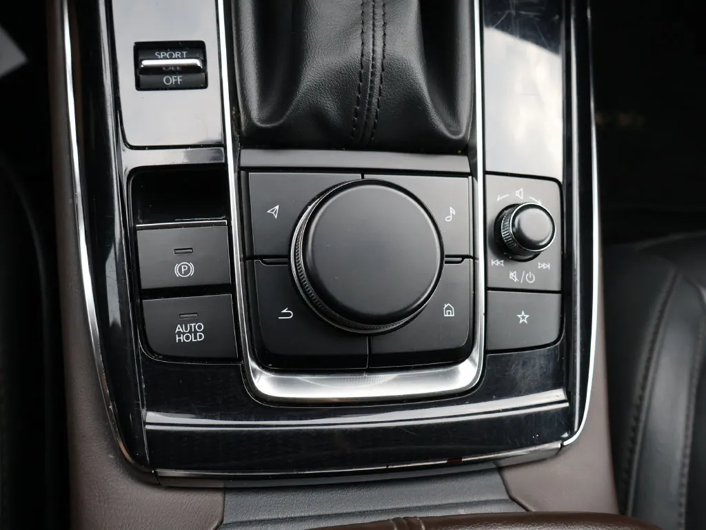 Mazda CX-30 photo 25
