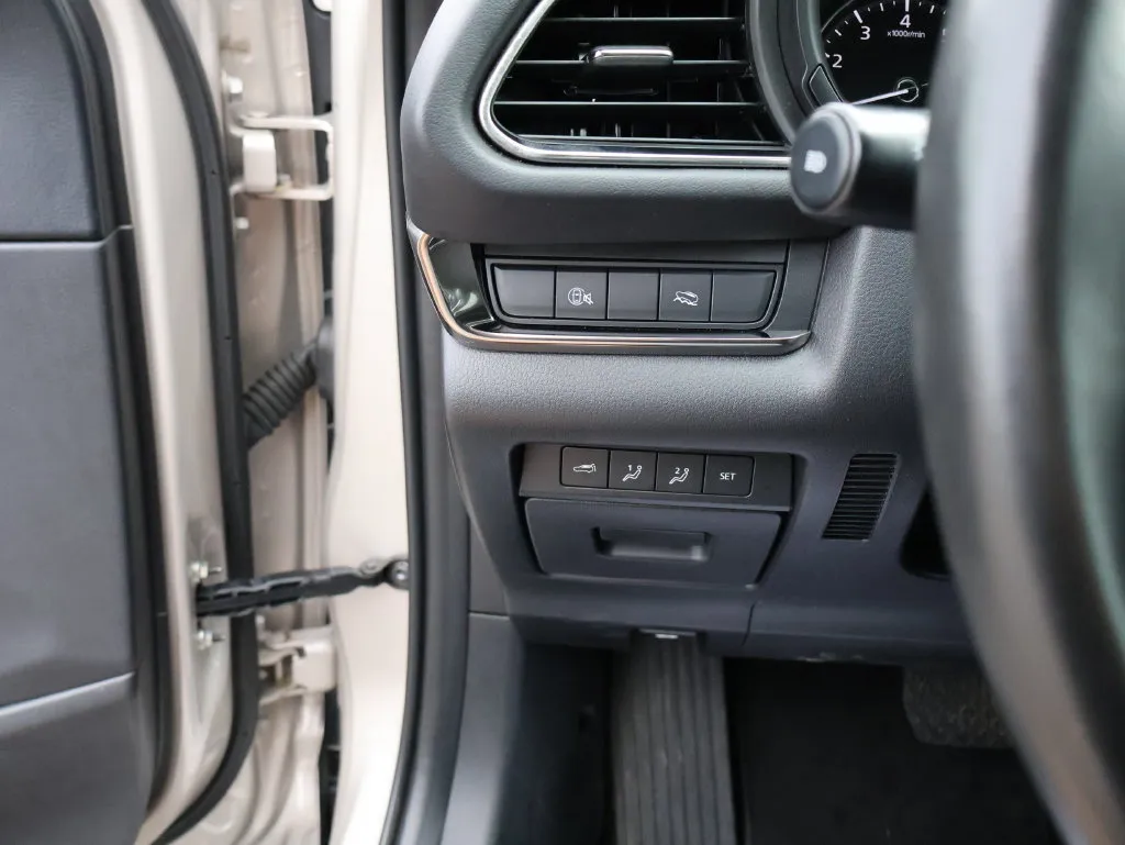 Mazda CX-30 photo 30