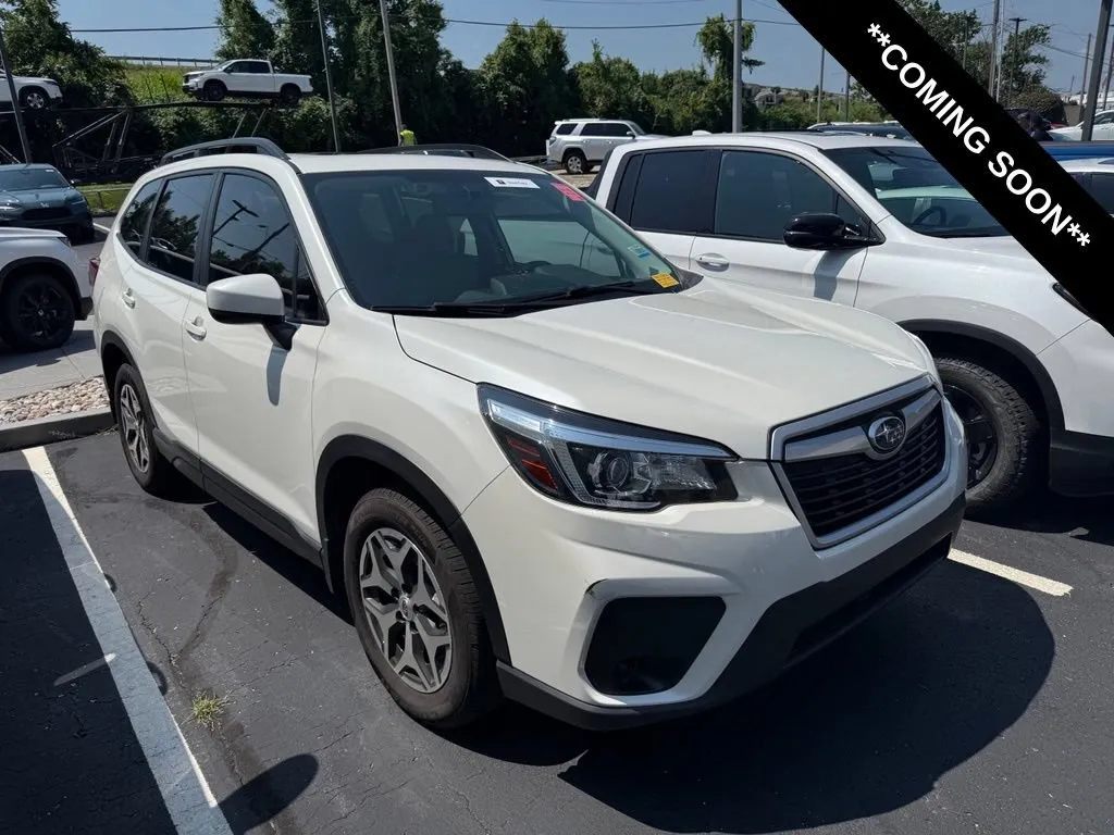 White 2020 Subaru Forester Premium for sale in Kansas City, MO