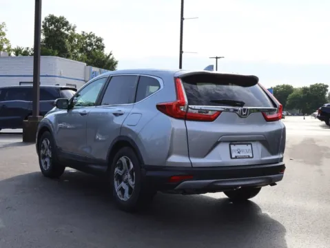 More photos of 2019 Honda CR-V EX-L at Jay Wolfe Honda, MO