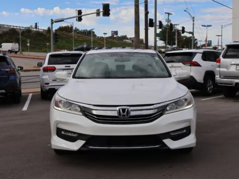Photos of 2016 Honda Accord Sedan EX-L for sale in Kansas City, MO at Jay Wolfe Honda