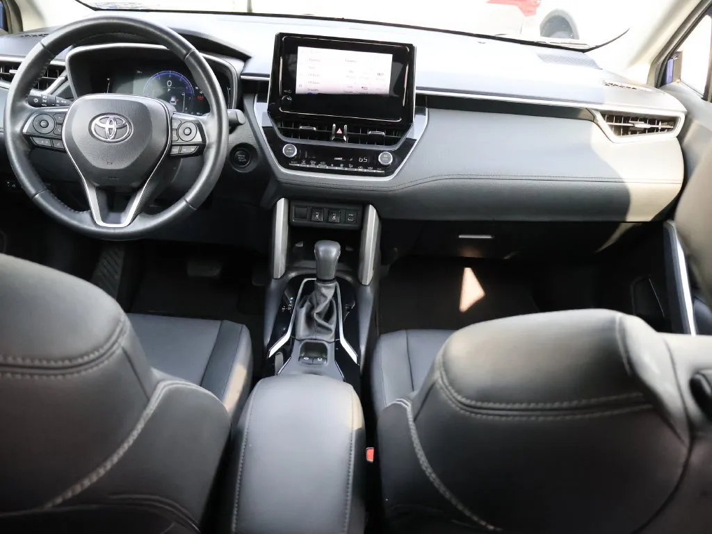 Toyota Corolla Cross photo 13