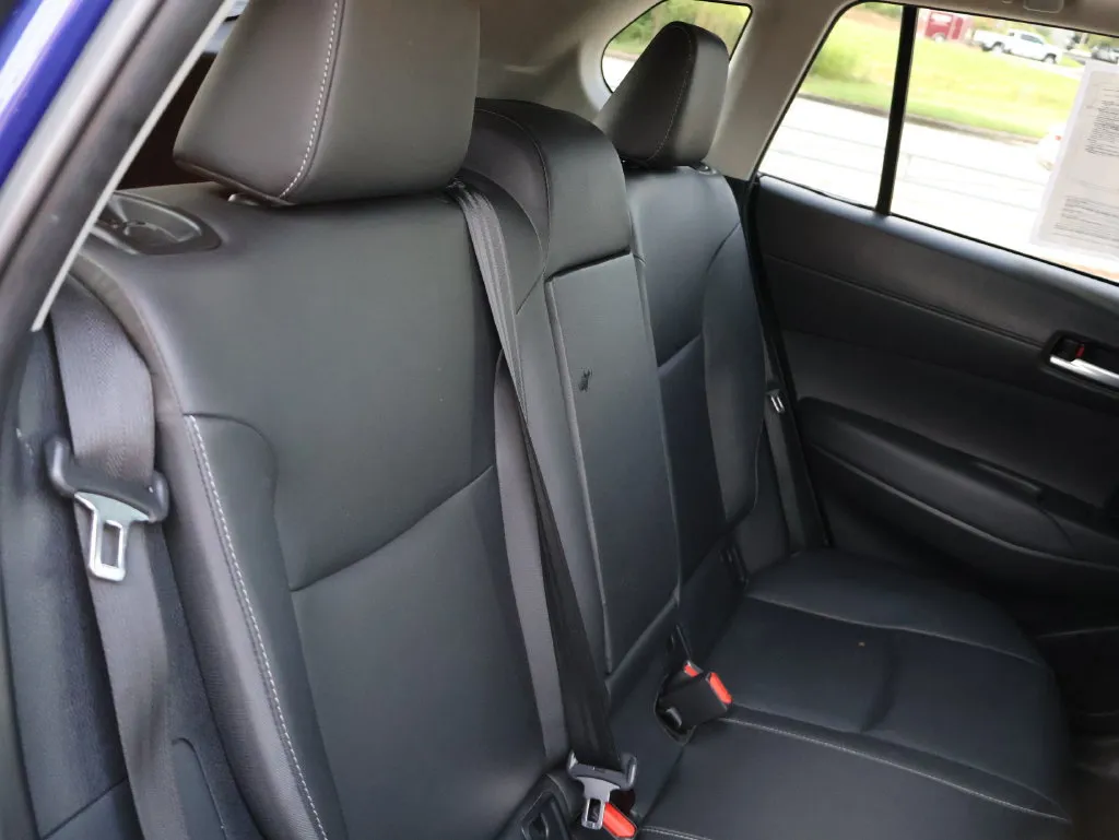 Toyota Corolla Cross photo 12