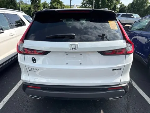 More photos of 2025 Honda CR-V Hybrid Sport-L at Jay Wolfe Honda, MO