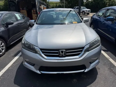 Photos of 2013 Honda Accord Sdn EX-L for sale in Kansas City, MO at Jay Wolfe Honda