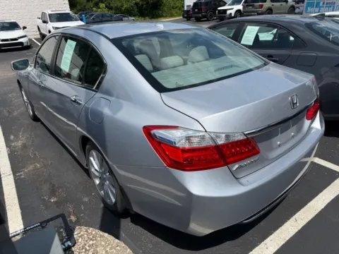 More photos of 2013 Honda Accord Sdn EX-L at Jay Wolfe Honda, MO