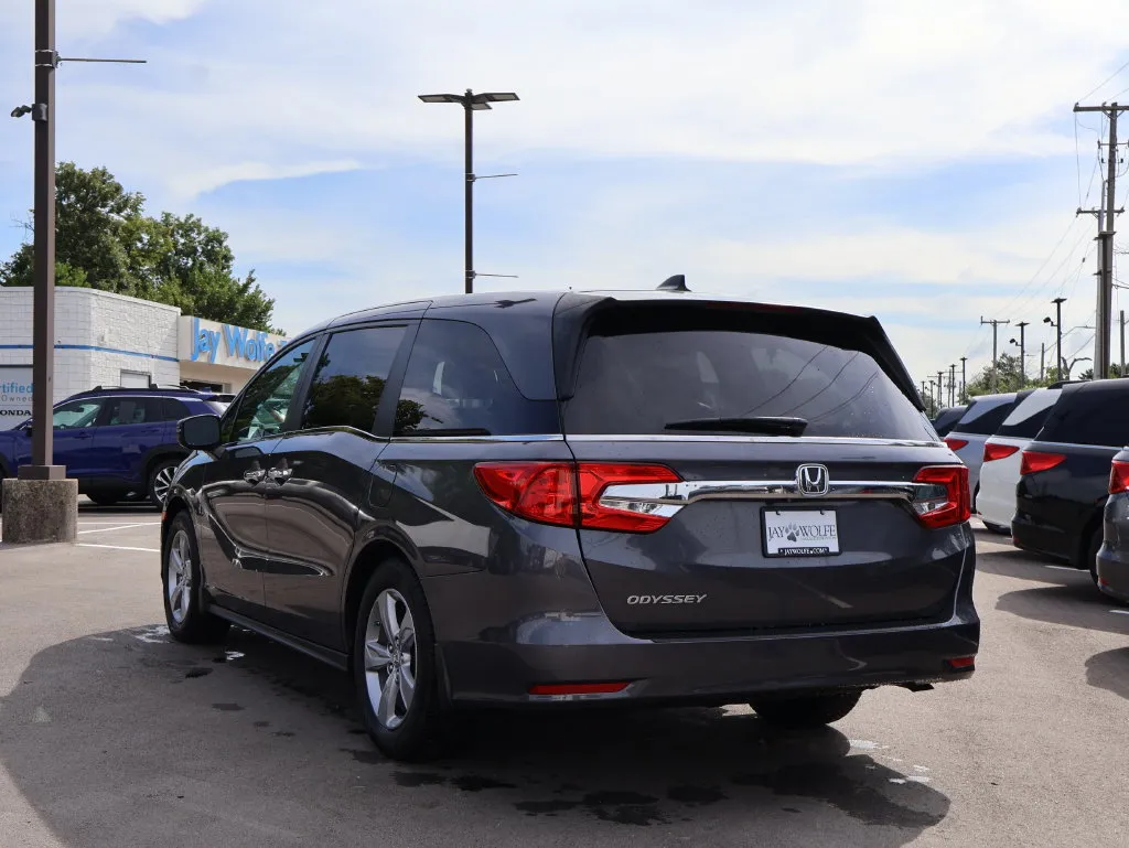 Honda Odyssey photo 5