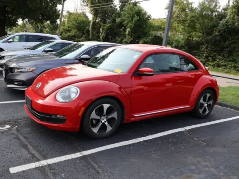 More photos of 2016 Volkswagen Beetle Coupe 1.8T SE at Jay Wolfe Honda, MO