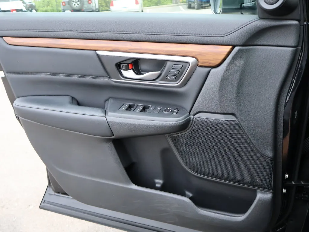 Honda CR-V photo 30