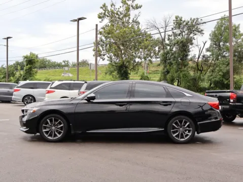 More photos of 2021 Honda Accord Sedan EX-L at Jay Wolfe Honda, MO