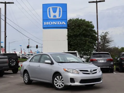 Silver 2012 Toyota Corolla LE for sale in Kansas City, MO