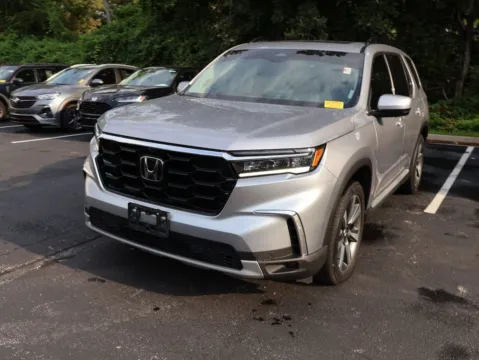 Another view of 2024 Honda Pilot Elite for sale in Kansas City, MO at Jay Wolfe Honda