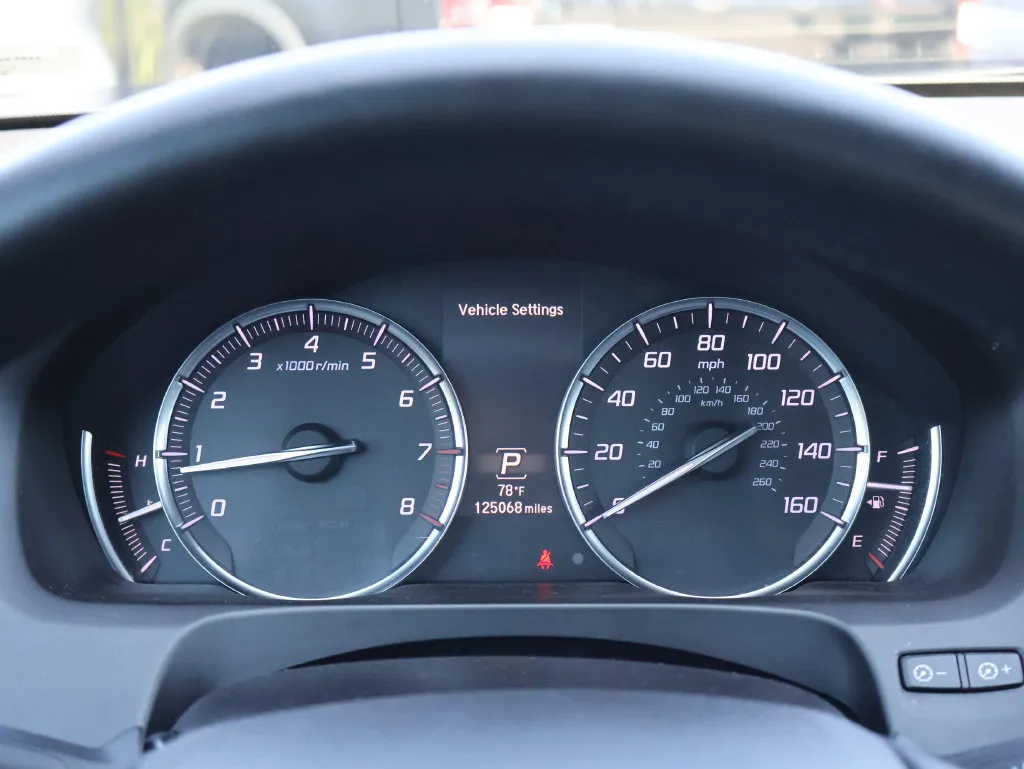 Acura TLX photo 26