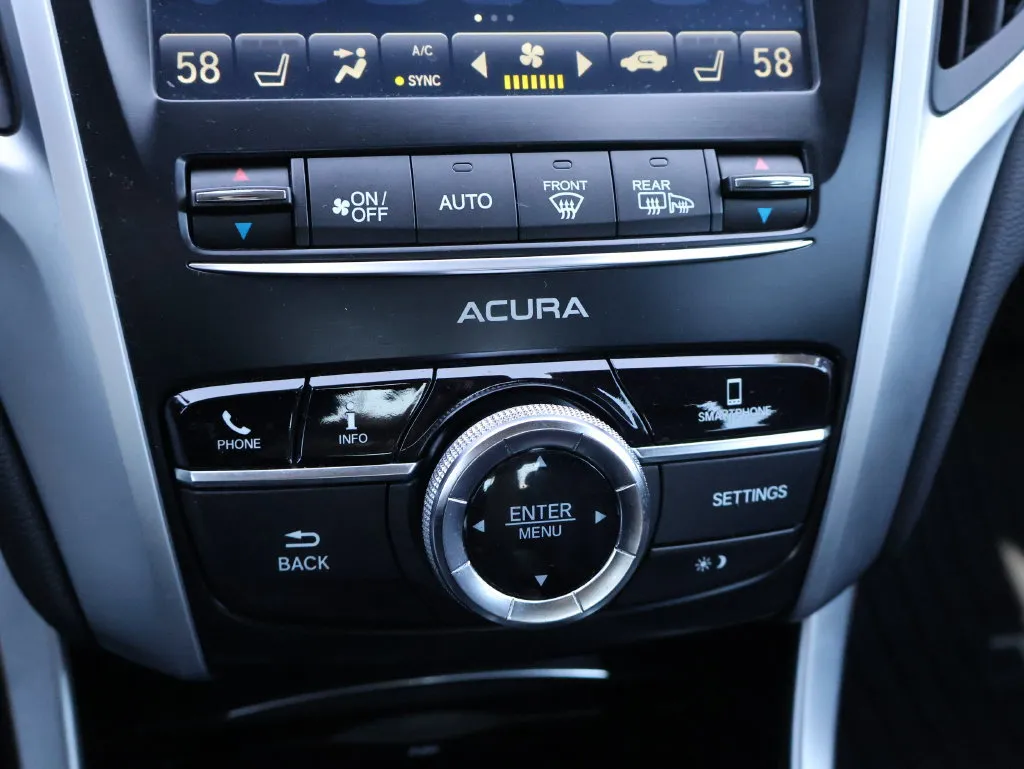 Acura TLX photo 22