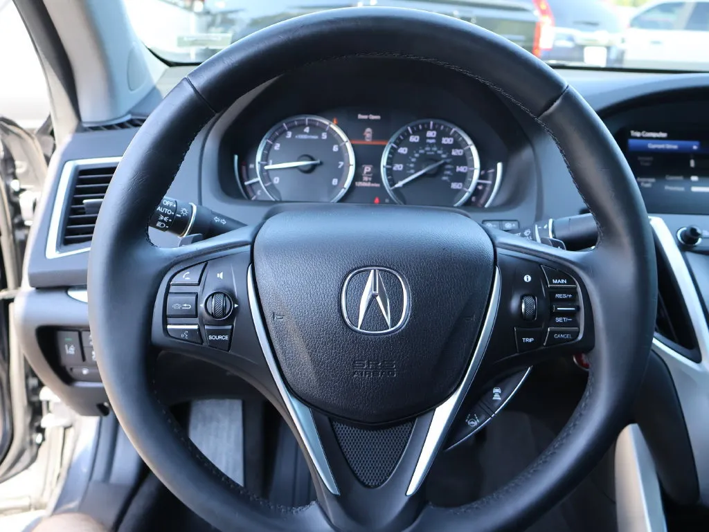 Acura TLX photo 27