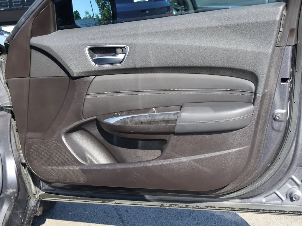 Acura TLX photo 11
