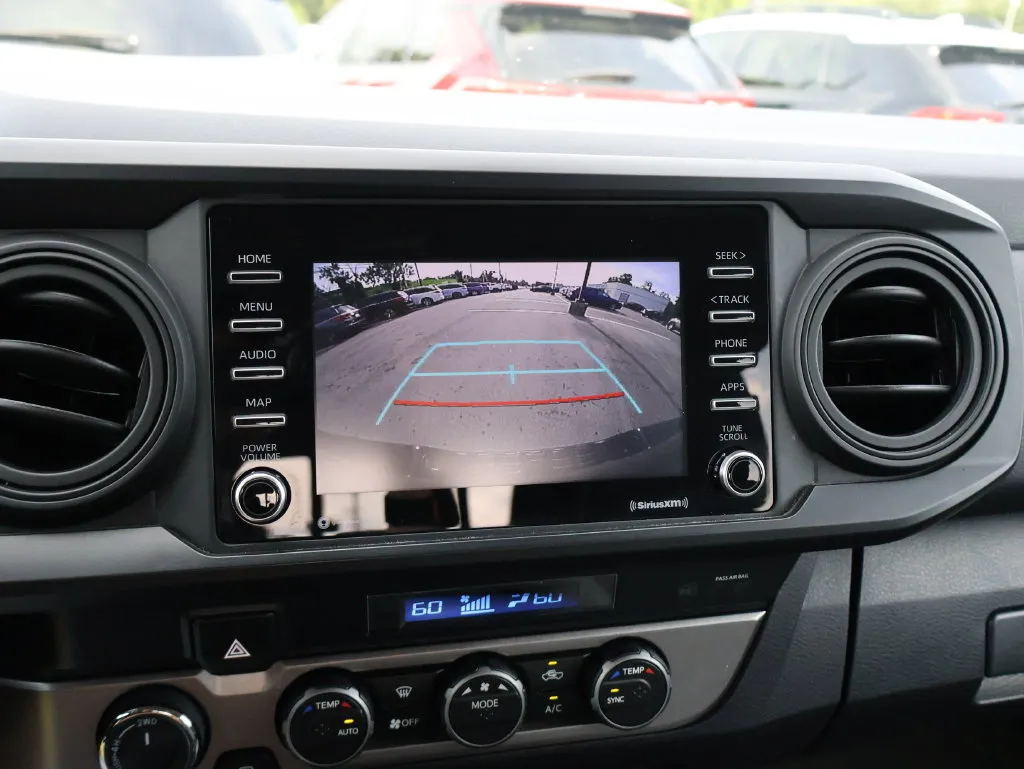 Toyota Tacoma photo 20