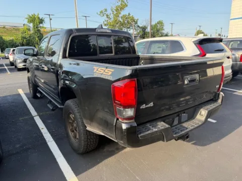 More photos of 2023 Toyota Tacoma SR at Jay Wolfe Honda, MO