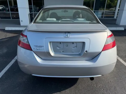More photos of 2010 Honda Civic Cpe LX at Jay Wolfe Honda, MO