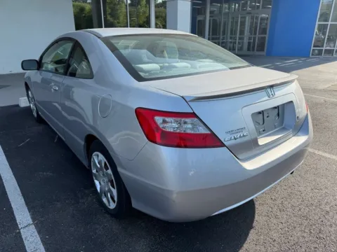 More photos of 2010 Honda Civic Cpe LX at Jay Wolfe Honda, MO