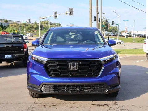 Photos of 2024 Honda CR-V EX-L for sale in Kansas City, MO at Jay Wolfe Honda