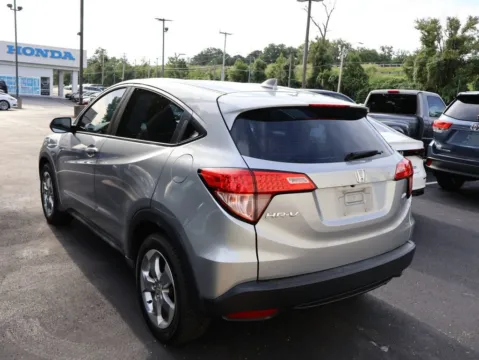 More photos of 2018 Honda HR-V LX at Jay Wolfe Honda, MO