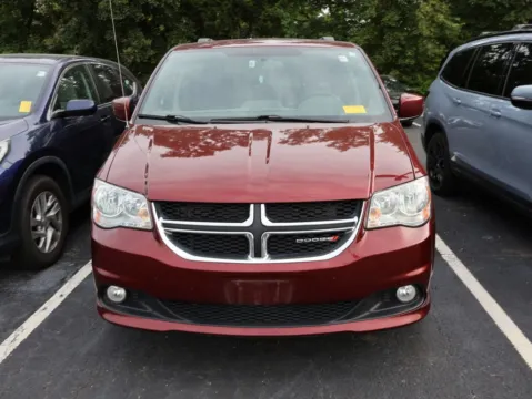 Photos of 2017 Dodge Grand Caravan SXT for sale in Kansas City, MO at Jay Wolfe Honda