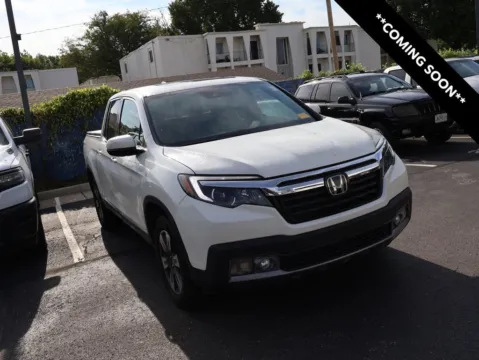 White 2017 Honda Ridgeline RTL-E for sale in Kansas City, MO