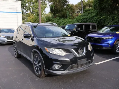 Black 2015 Nissan Rogue SL for sale in Kansas City, MO