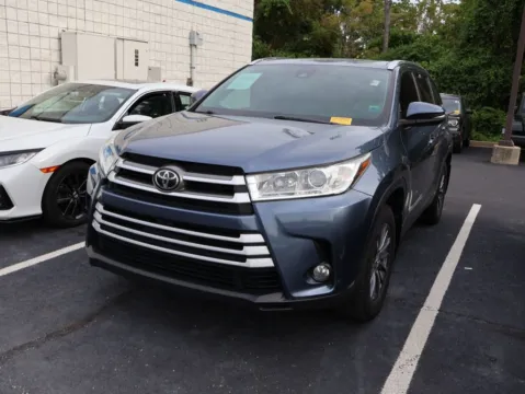 Another view of 2019 Toyota Highlander XLE for sale in Kansas City, MO at Jay Wolfe Honda