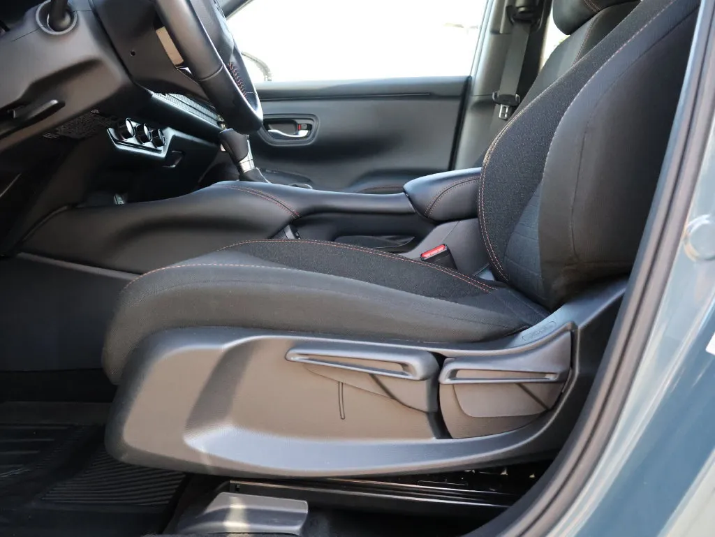Honda HR-V photo 30