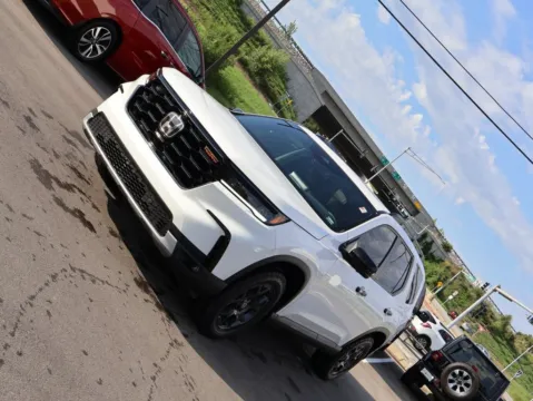 Another view of 2025 Honda Pilot TrailSport for sale in Kansas City, MO at Jay Wolfe Honda