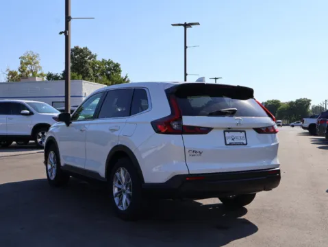 More photos of 2024 Honda CR-V EX at Jay Wolfe Honda, MO
