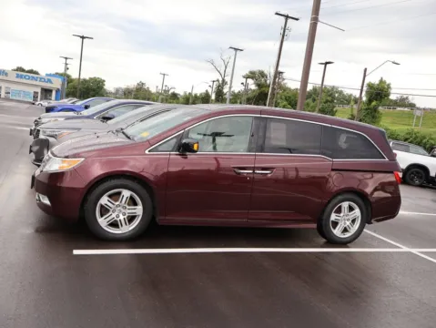 More photos of 2011 Honda Odyssey Touring at Jay Wolfe Honda, MO