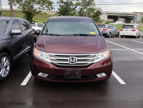 Photos of 2011 Honda Odyssey Touring for sale in Kansas City, MO at Jay Wolfe Honda