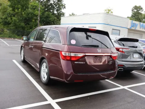 More photos of 2011 Honda Odyssey Touring at Jay Wolfe Honda, MO