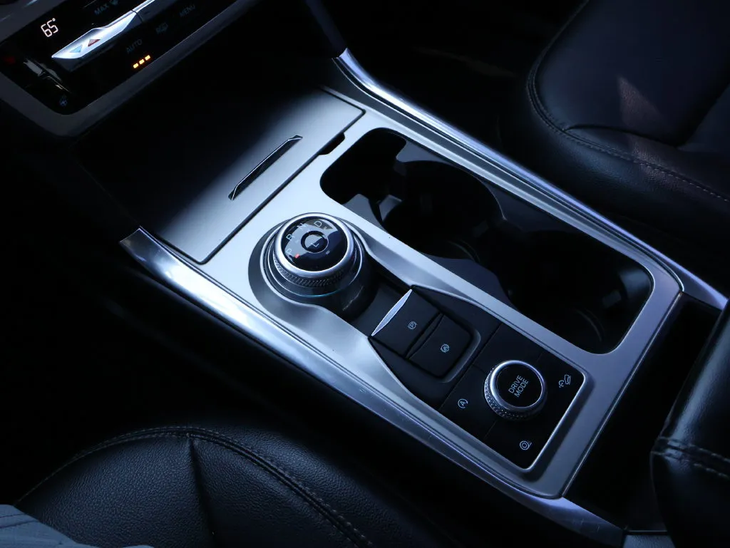 Ford Explorer photo 27