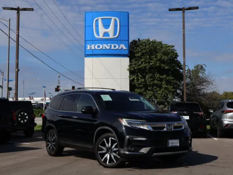 Black 2019 Honda Pilot Touring 8-Passenger for sale in Kansas City, MO