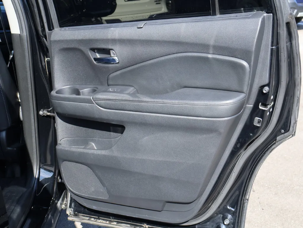 Honda Pilot photo 15