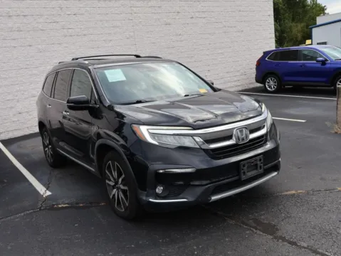 Black 2019 Honda Pilot Touring 8-Passenger for sale in Kansas City, MO