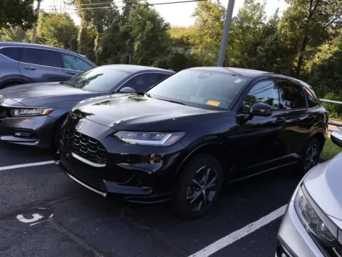 More photos of 2024 Honda HR-V EX-L at Jay Wolfe Honda, MO