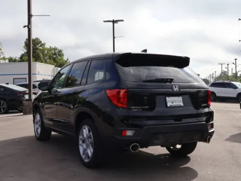 More photos of 2025 Honda Passport EX-L at Jay Wolfe Honda, MO