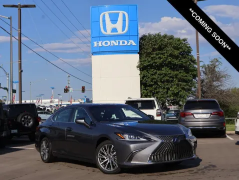 Gray 2021 Lexus ES 300h for sale in Kansas City, MO